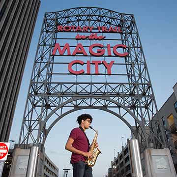 Saxophone in the Magic City