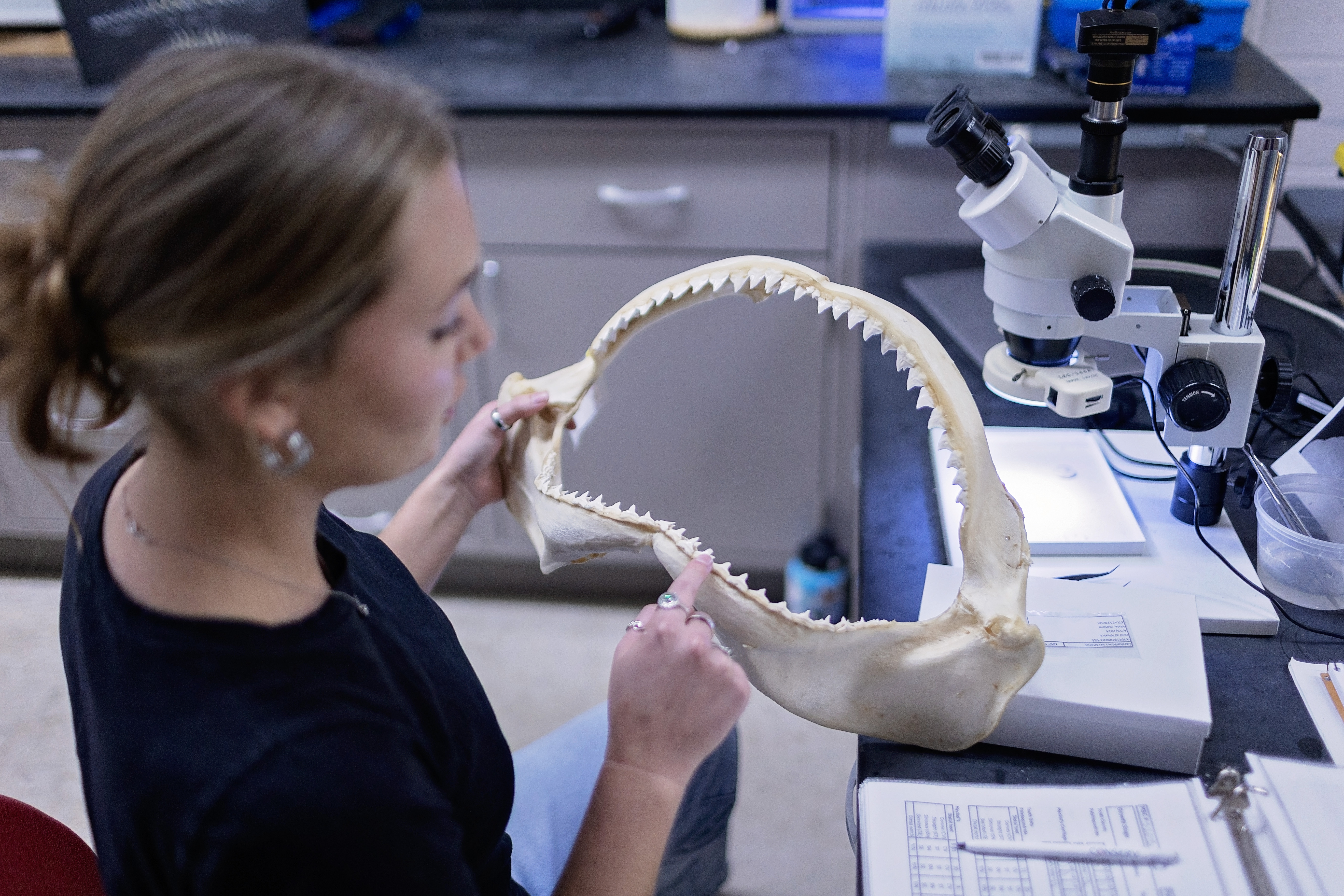 Student with jaws