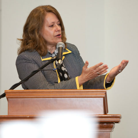 Nancy Lipham