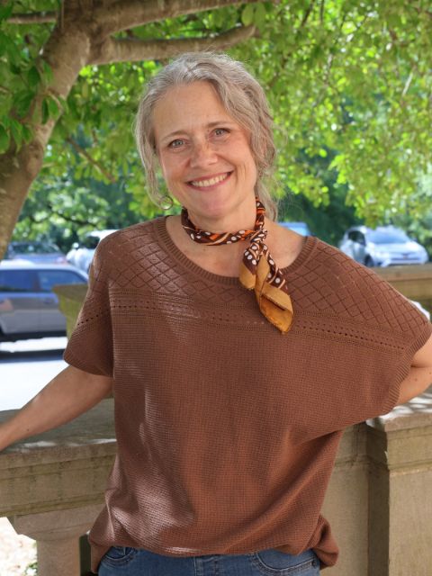 Photo of Debra Johnson