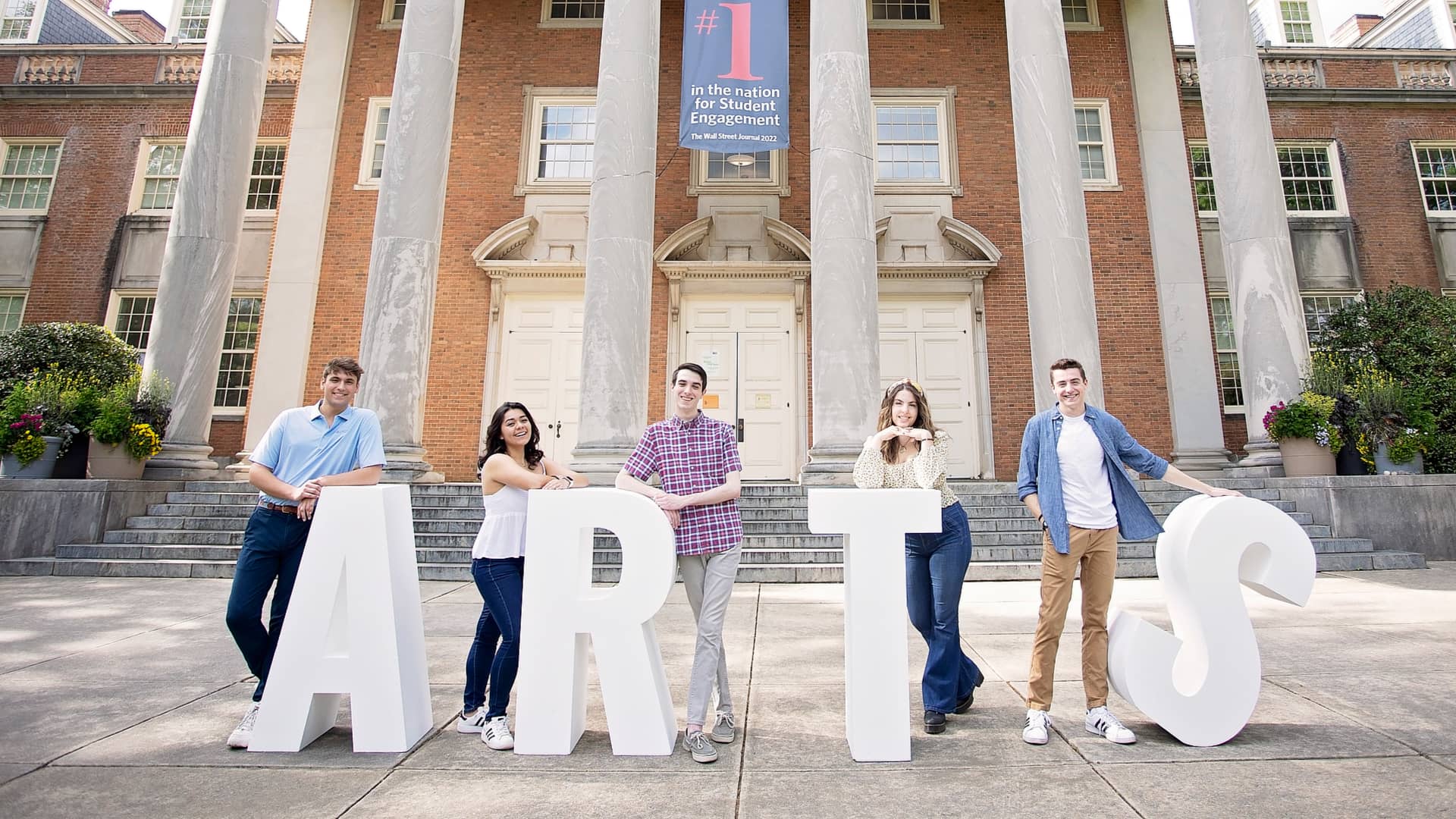 Arts Students Davis Library