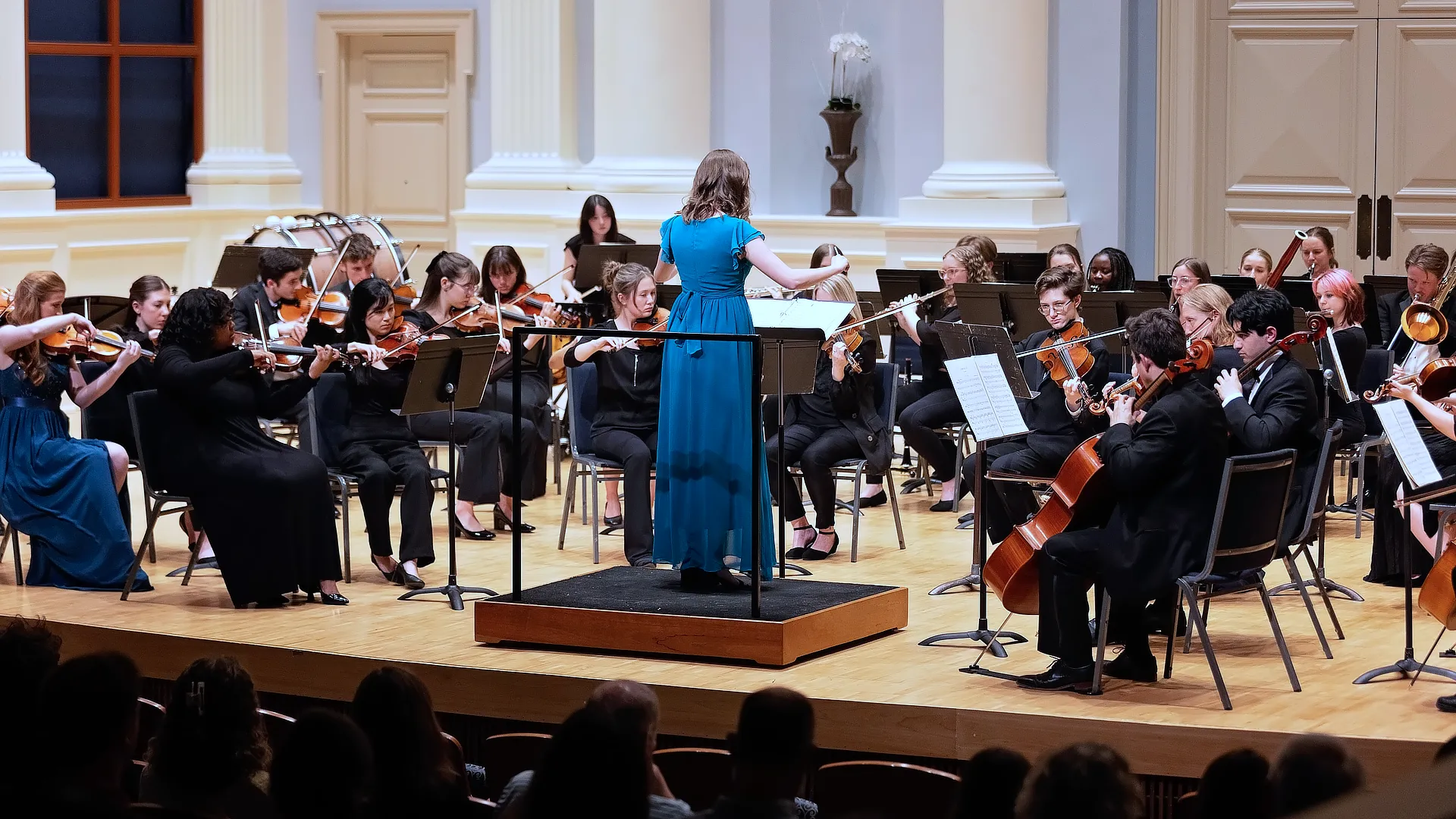 female orchestra conductor