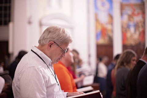 singing in the chapel DR11072022634