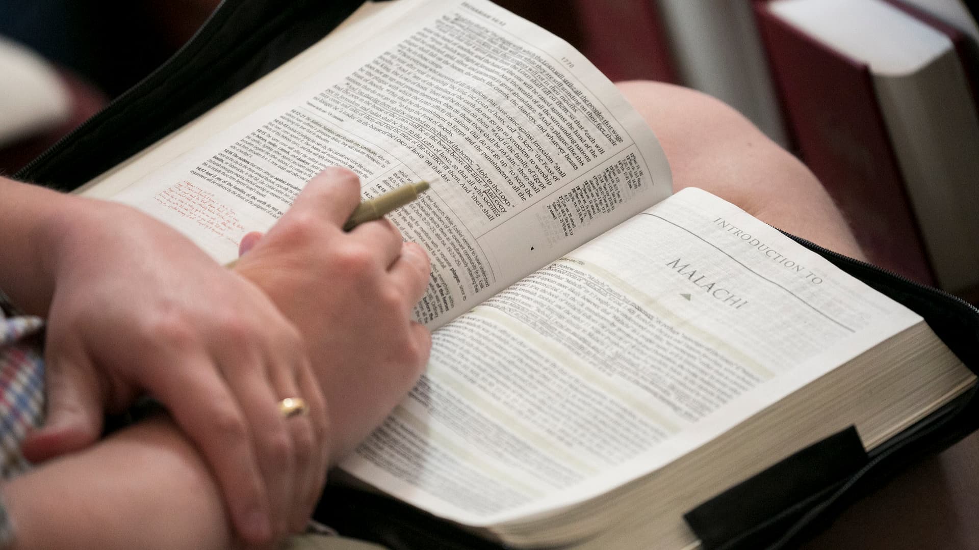 Marking Bible Reading in Malachi