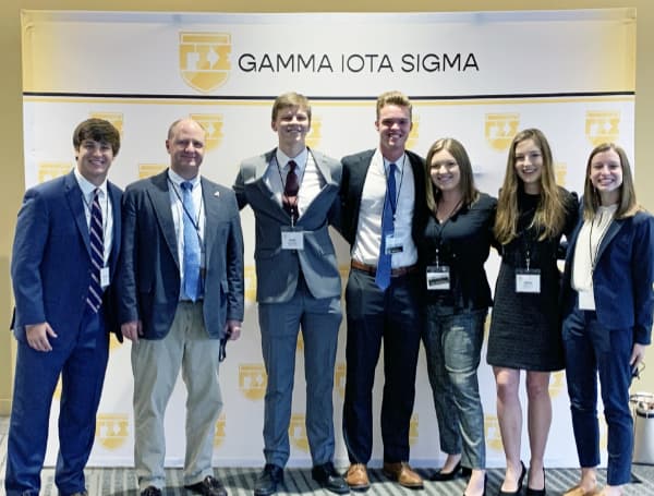 Gamma Iota Sigma students with Rusty Yerkes