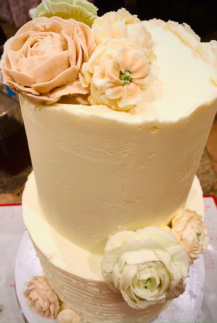Courtney Stevens Cake with Roses