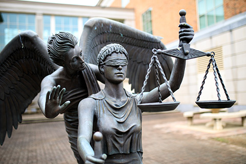 law statue