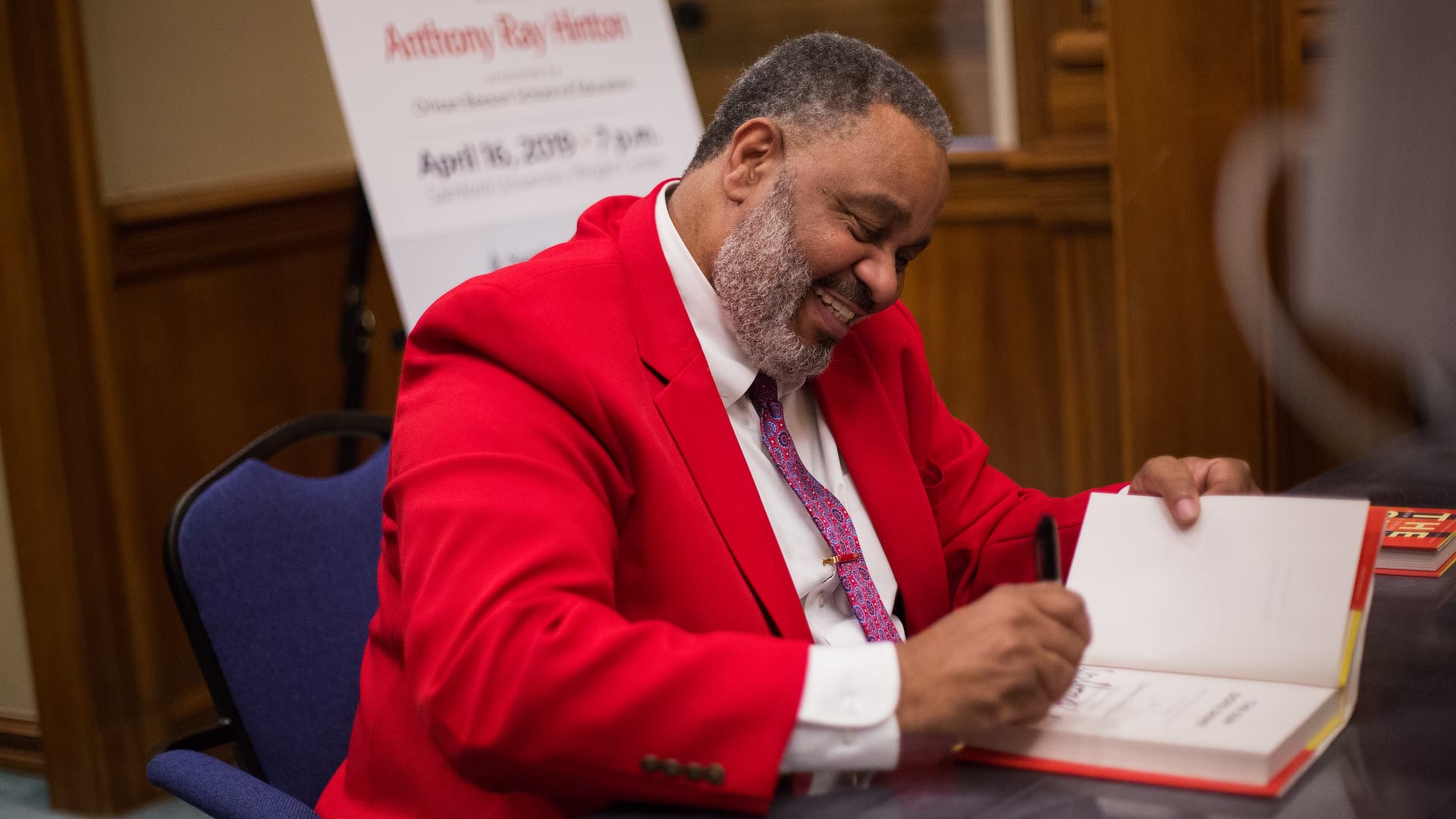 Anthony Ray Hinton Signing Book