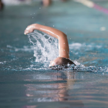 swimming pool swimming pool