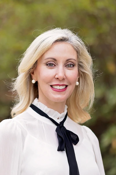 Photo of Eleanor Reaves