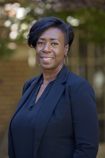 Photo of Rochelle Harrison