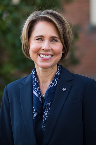 Photo of Julie Taylor
