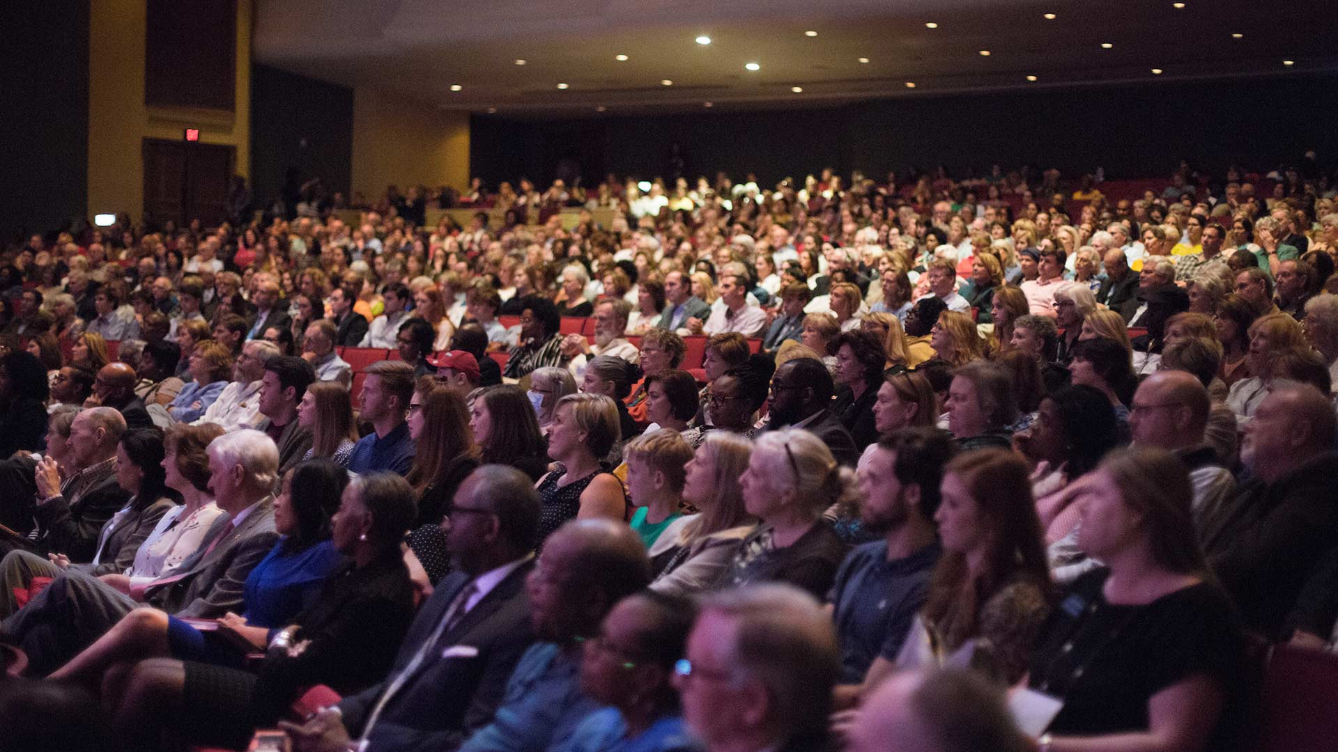 Crowd in Wright Center