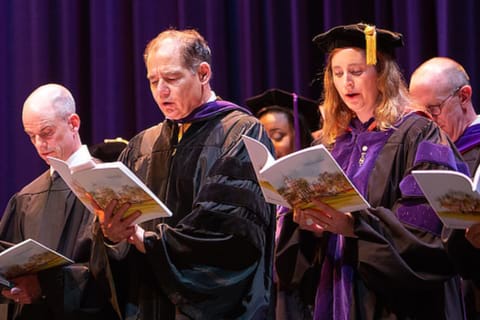 Platform Faculty at Commencement BC05194110