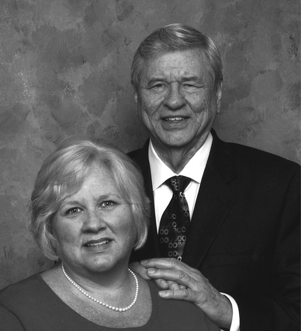 Glenn Slye and his daughter Anne Anderson