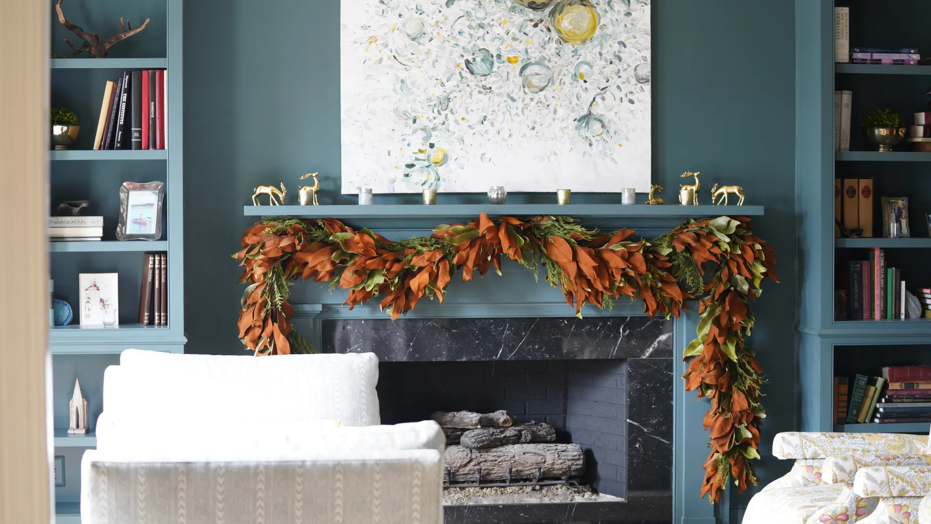 Decorated Mantle LL07202022113