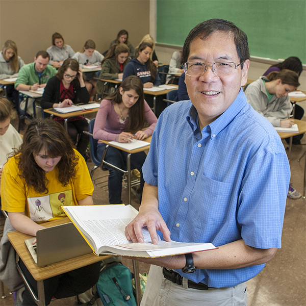 Psychology professor Stephen Chew