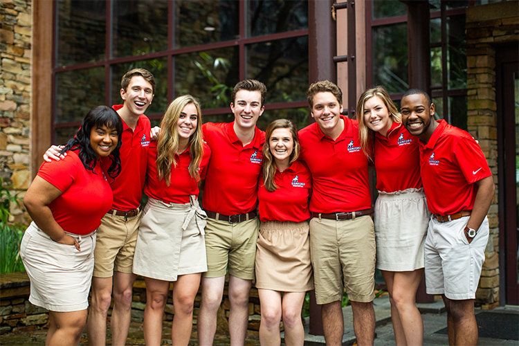 Samford orientation leaders