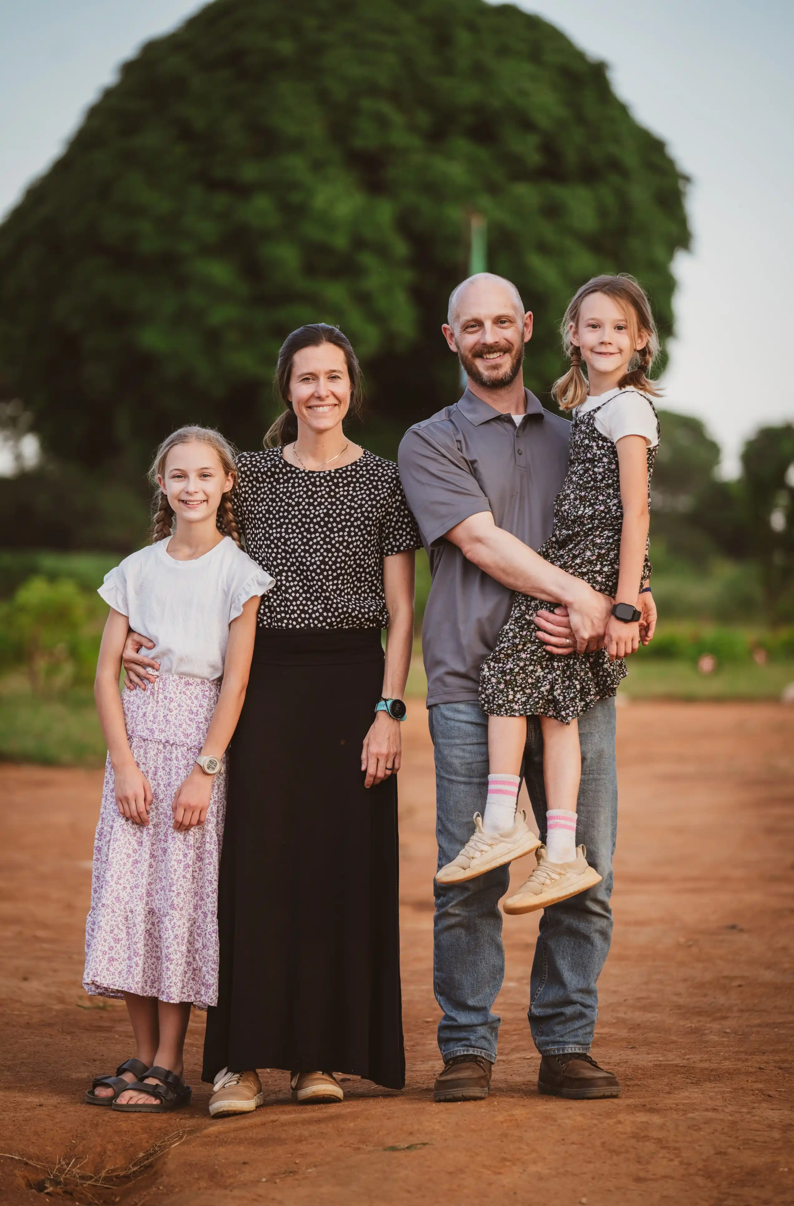 rachel-hagues-family.webp