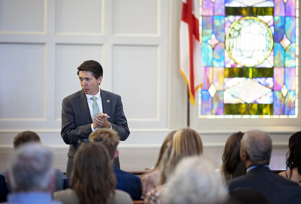 JD Payne lecturing at Samford