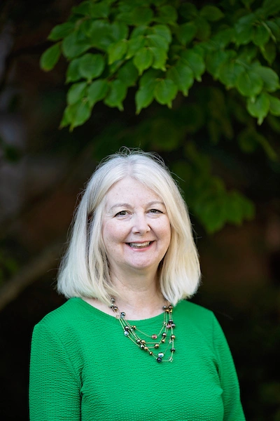 Mary  Worthington