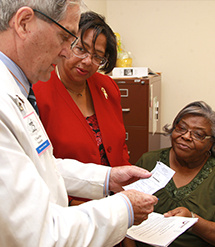 Pharmacy dean assists women in Perry County