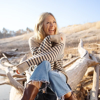 Ellie Holcomb